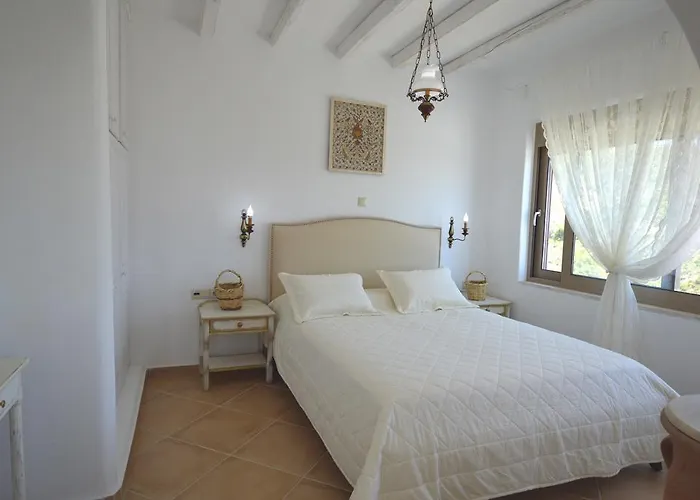 Bianca Suite&home * Psinthos